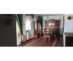 ¡Oportunidad única! Espaciosa casa en Los Pajares, Cantillana
