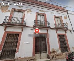 En venta casa para REFORMAR.