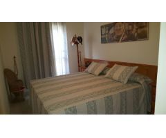 Primer piso en segunda linea del mar menor en el pueblo de Los Alcazares. dispone 3 dormitorios, 2 b