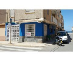Inmueble en planta baja de piso muy céntrico, en el pueblo de Los Nietos el cual esta situado en la 
