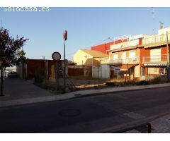 En el Los Nietos, justo frente al club náutico de los nietos en la zona sur del Mar Menor, la playa 