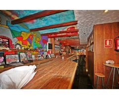 BAR DE COPAS A LA VENTA