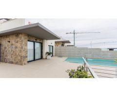 Villa de Lujo en Venta en San Miguel de Salinas, Alicante