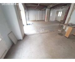 Local comercial con distintas posibilidades de división, renta mensual desde 1.000 €.