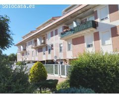 Bonito dúplex en Urbanización Villas de Carae.