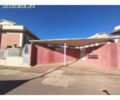 Bonito dúplex en Urbanización Villas de Carae.
