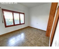 CHALET EN LA PLAYA  DE CUNIT