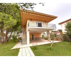 BONITO CHALET INDEPENDIENTE EN CUNIT RESIDENCIAL