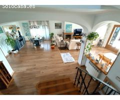 Chalet independiente de lujo en la exclusiva zona de Calafell, con vistas panorámicas al mar