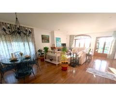 Chalet independiente de lujo en la exclusiva zona de Calafell, con vistas panorámicas al mar