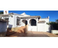 VILLA EN MONTEMAR