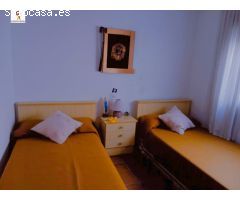 AGRADABLE APARTAMENTO ADOSADO CERCA DE LA PLAYA LA LLOBELLA (BENISSA)