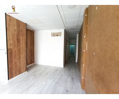 LOCAL COMERCIAL CON MUCHA VISIBILIDAD EN EL CENTRO