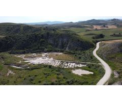 Terreno de más de 7 Hectáreas en Navarra: Inversión perfecta para Biomedicina y Explotación Salina