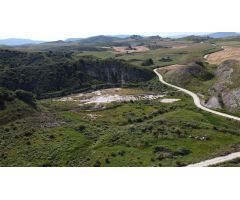 Terreno de más de 7 Hectáreas en Navarra: Inversión perfecta para Biomedicina y Explotación Salina