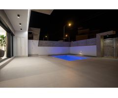Villas de 3 dormitorios y 3 baños, zona Orihuela Costa ( Villamartin, El Galan)