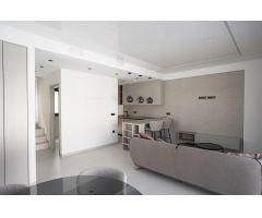 Villas de 3 dormitorios y 3 baños, zona Orihuela Costa ( Villamartin, El Galan)