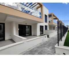 Bungalows de 2 dormitorios y 2 baños, totalmente equipados, zona Orihuela Costa