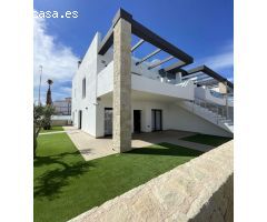 Bungalows con 2 dormitorios, 2 baños, piscina comunitaria en zona de Villamartin