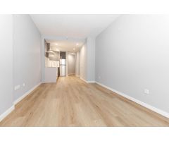 Apartamento en planta baja en La Mata, de 2 dormitorios 2 baños, a 100 metros del mar.