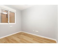 Apartamento en planta baja en La Mata, de 2 dormitorios 2 baños, a 100 metros del mar.