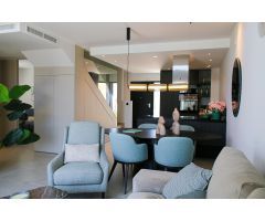 Villas semi-adosadas con piscina privada y garaje, 3 dormitorios y 2 baños,  campo de golf, La Finca