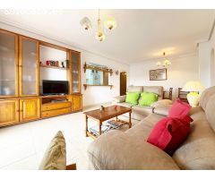 Apartamento con 3 dormitorios 2 baños y trastero en zona de Mil Palmeras (Torre de La Horadada)
