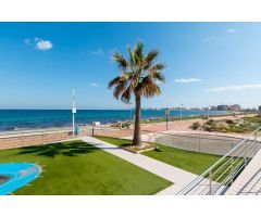 Apartamento con 2 dormitorios, 2 baños, piscina comunitaria en zona de La Manga