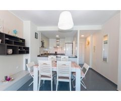 Apartamento con 2 dormitorios, 2 baños, piscina comunitaria en zona de La Manga