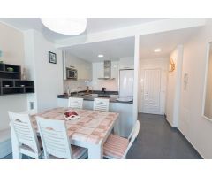 Apartamento con 2 dormitorios, 2 baños, piscina comunitaria en zona de La Manga