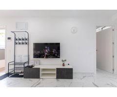 Apartamento con 1 dormitorio, 1 baño, piscina, sauna en el centro de Torrevieja