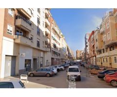 ALQUILER PLAZA GARAJE EN CALLE MANUEL SALDAÑA ZONA MARÍA AUXILIADORA