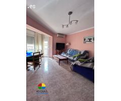 Casa de 3 plantas ubicada a tan solo 6 km de la playa en El Perelló - Tarragona.