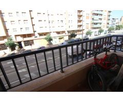 PISAZO A 5 MINUTOS DEL CENTRO DE SABADELL Y RENFE CENTRO