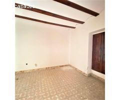 VIVIENDA EN VENTA EN CHULILLA. MUY CÉNTRICA.
