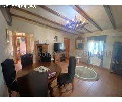 EN VENTA CHALET EN LLÍRIA. PARA ENTRAR A VIVIR.