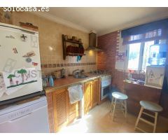 EN VENTA CHALET EN LLÍRIA. PARA ENTRAR A VIVIR.
