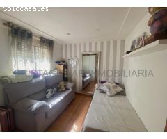 EN VENTA CHALET EN LLÍRIA. PARA ENTRAR A VIVIR.