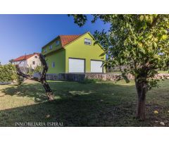 Casa en Salcedo con amplio jardín y a tan solo 10 minutos de Pontevedra