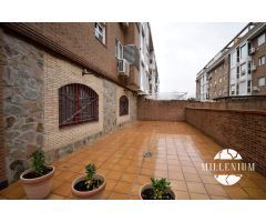 Local Comercial, garaje y gran terraza.