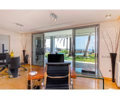 Espectacular villa de estilo contemporáneo con Vistas al Mar únicas