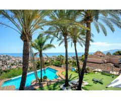 Espectacular villa de estilo contemporáneo con Vistas al Mar únicas