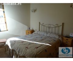 Villa con dos viviendas independientes