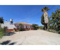Encantadora Finca en Pizarra