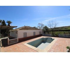 Encantadora Finca en Pizarra