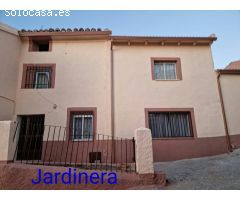 CASA EN VENTA EN CUTANDA