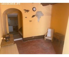 SE VENDE CASA EN CALAMOCHA