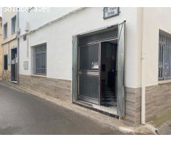 BAR EN FUENTES CLARAS EN ALQUILER