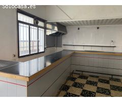 BAR EN FUENTES CLARAS EN ALQUILER
