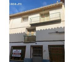 CASA EN VENTA EN FUENTES CLARAS